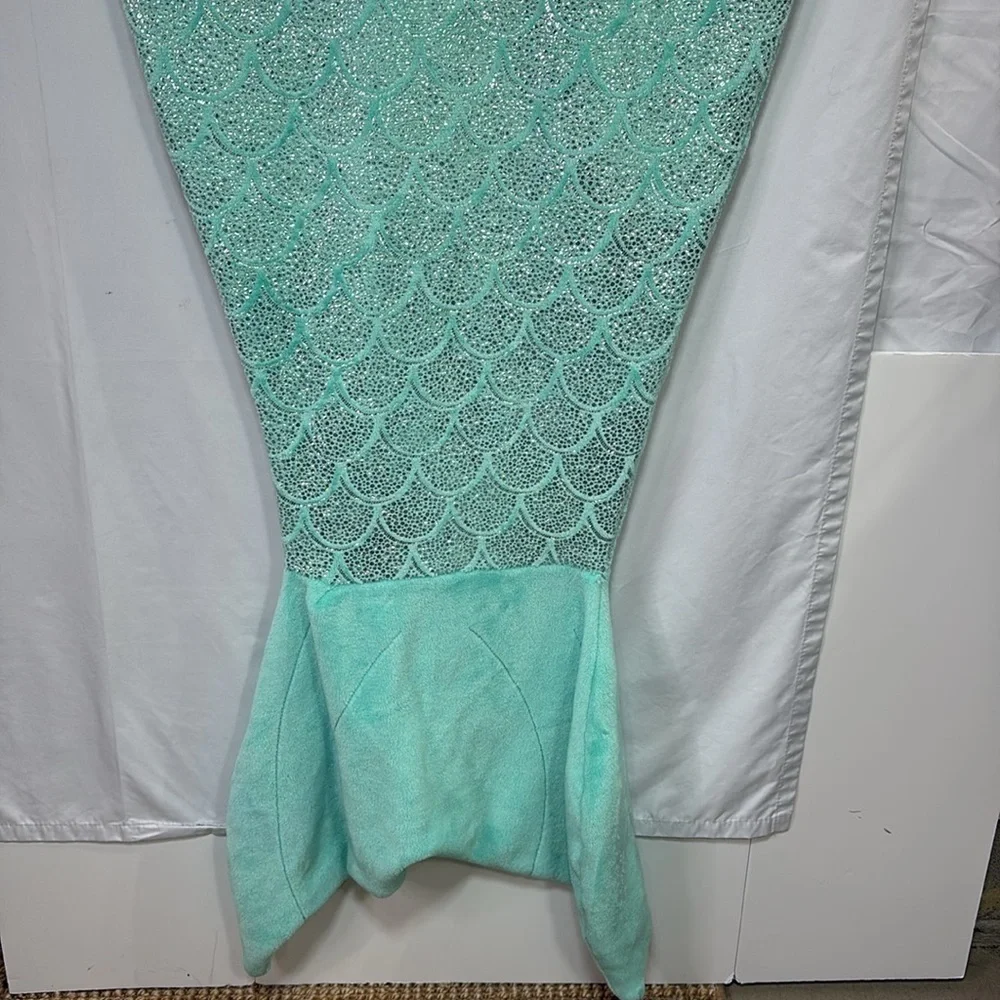 👯‍♀️ justice fleece, mermaid tail blanket
